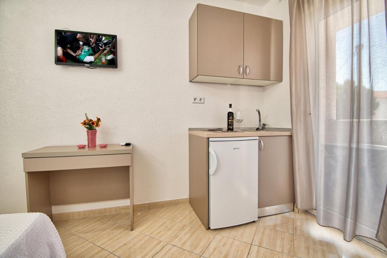 Apartments Capeta Neum Exterior foto