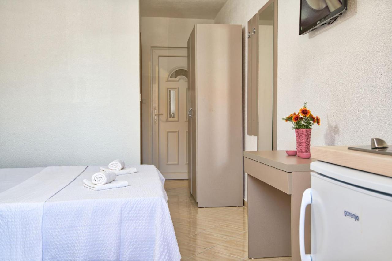 Apartments Capeta Neum Exterior foto